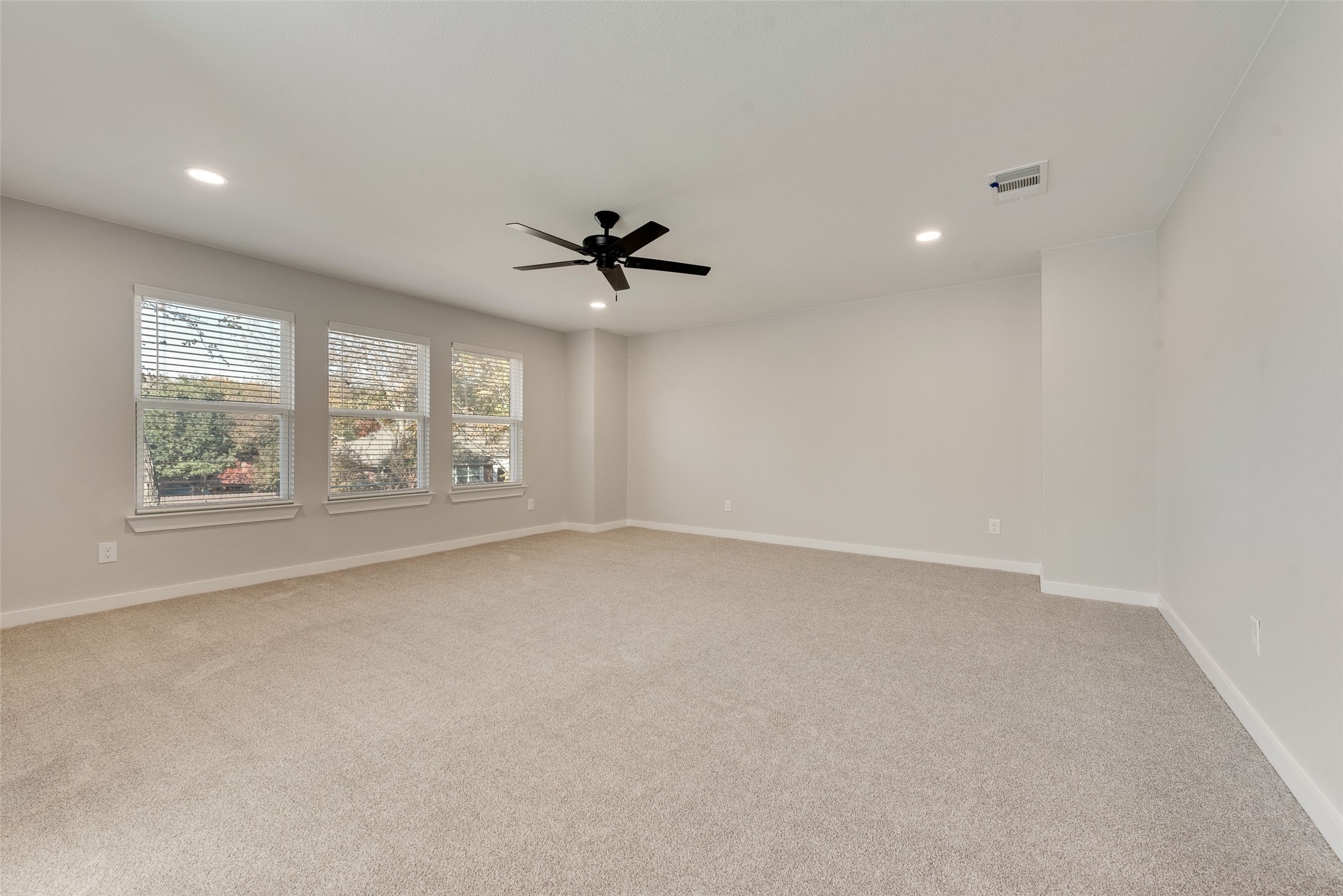2418 Bent Trail