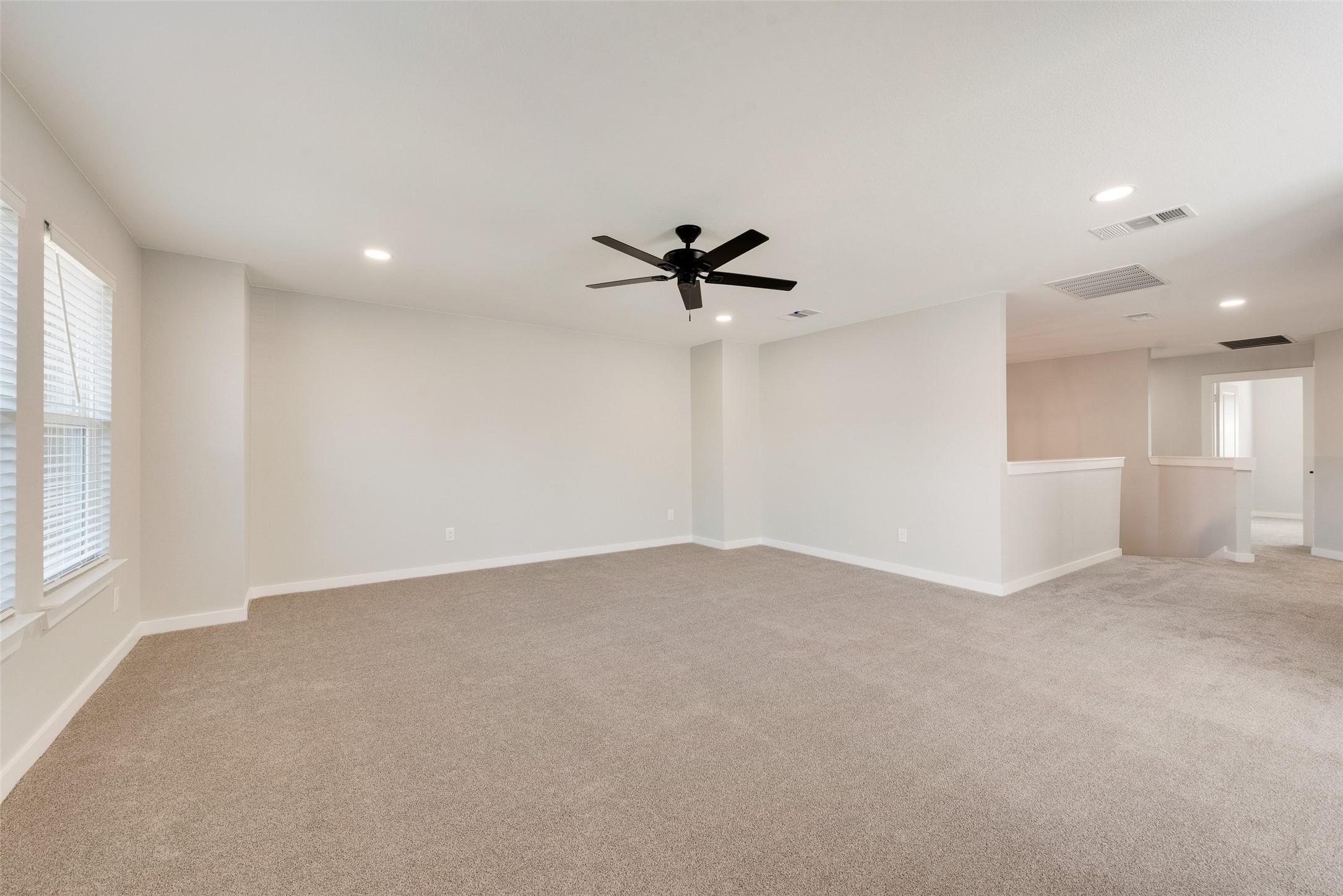 2418 Bent Trail