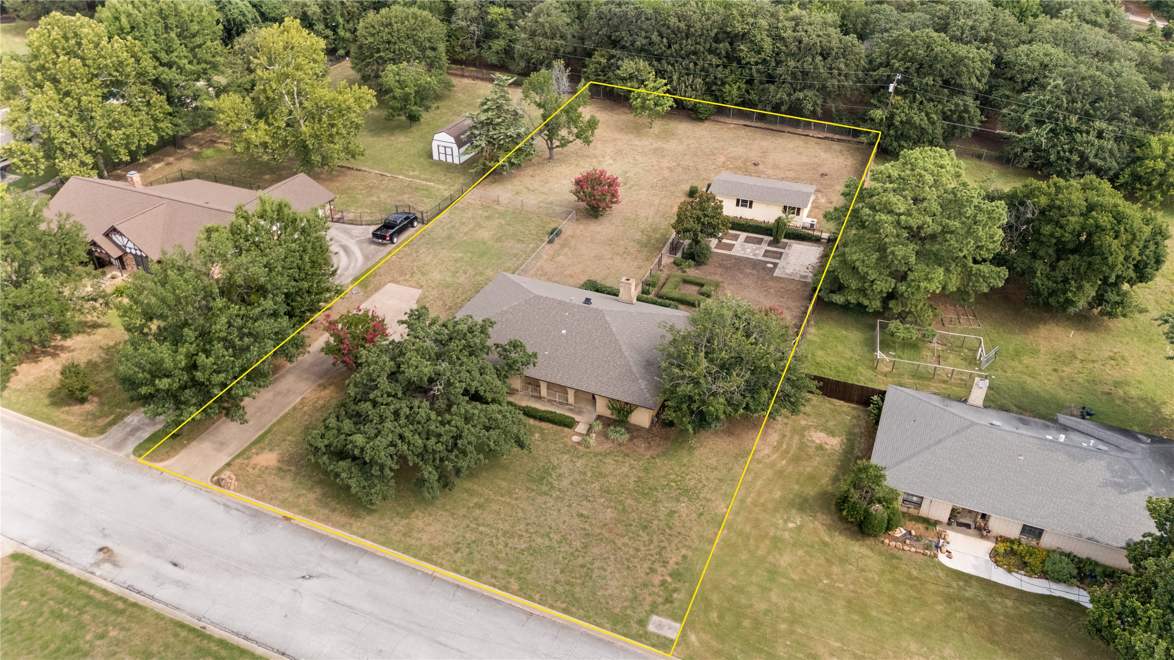 1217 Robin Drive