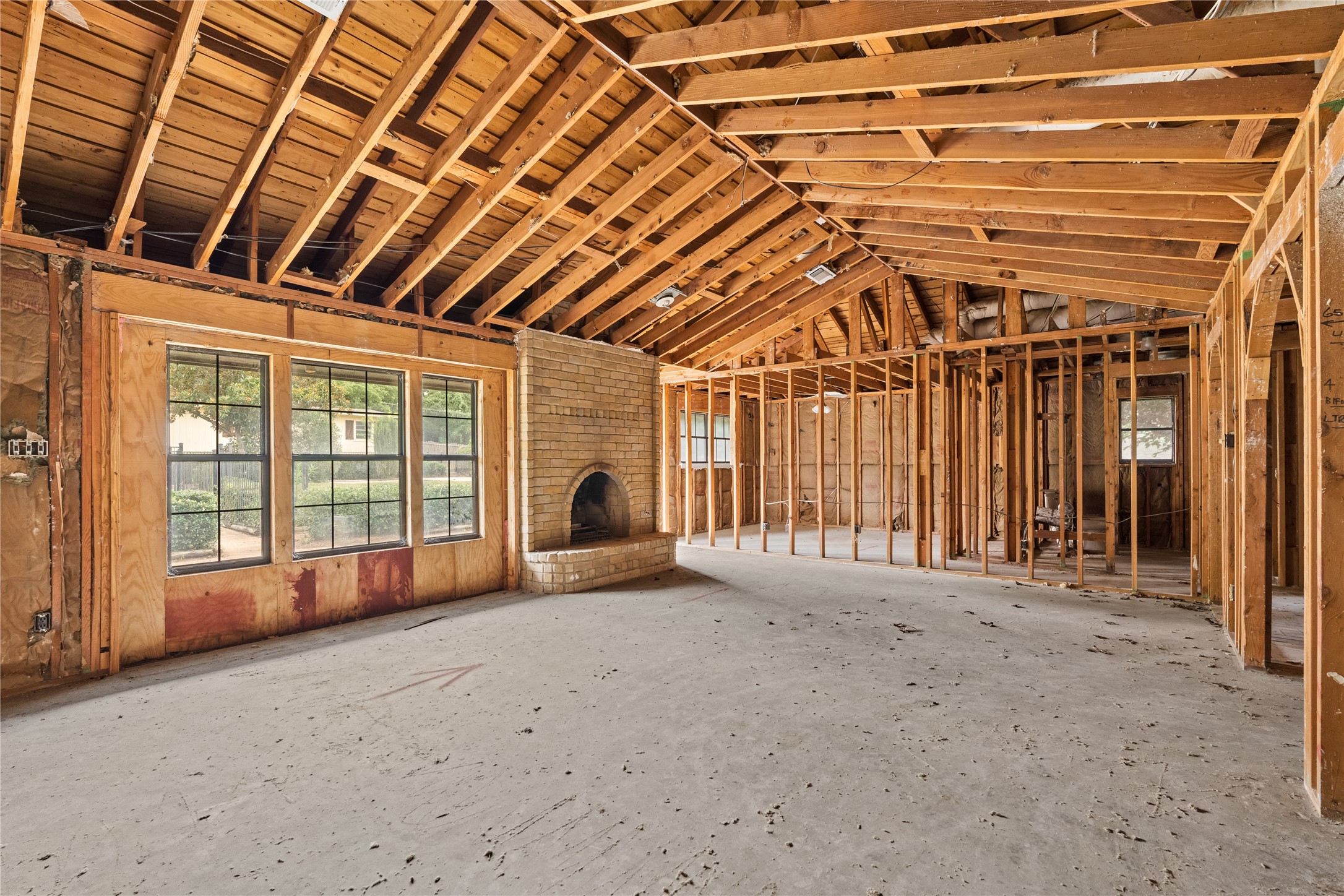 1217 Robin Drive