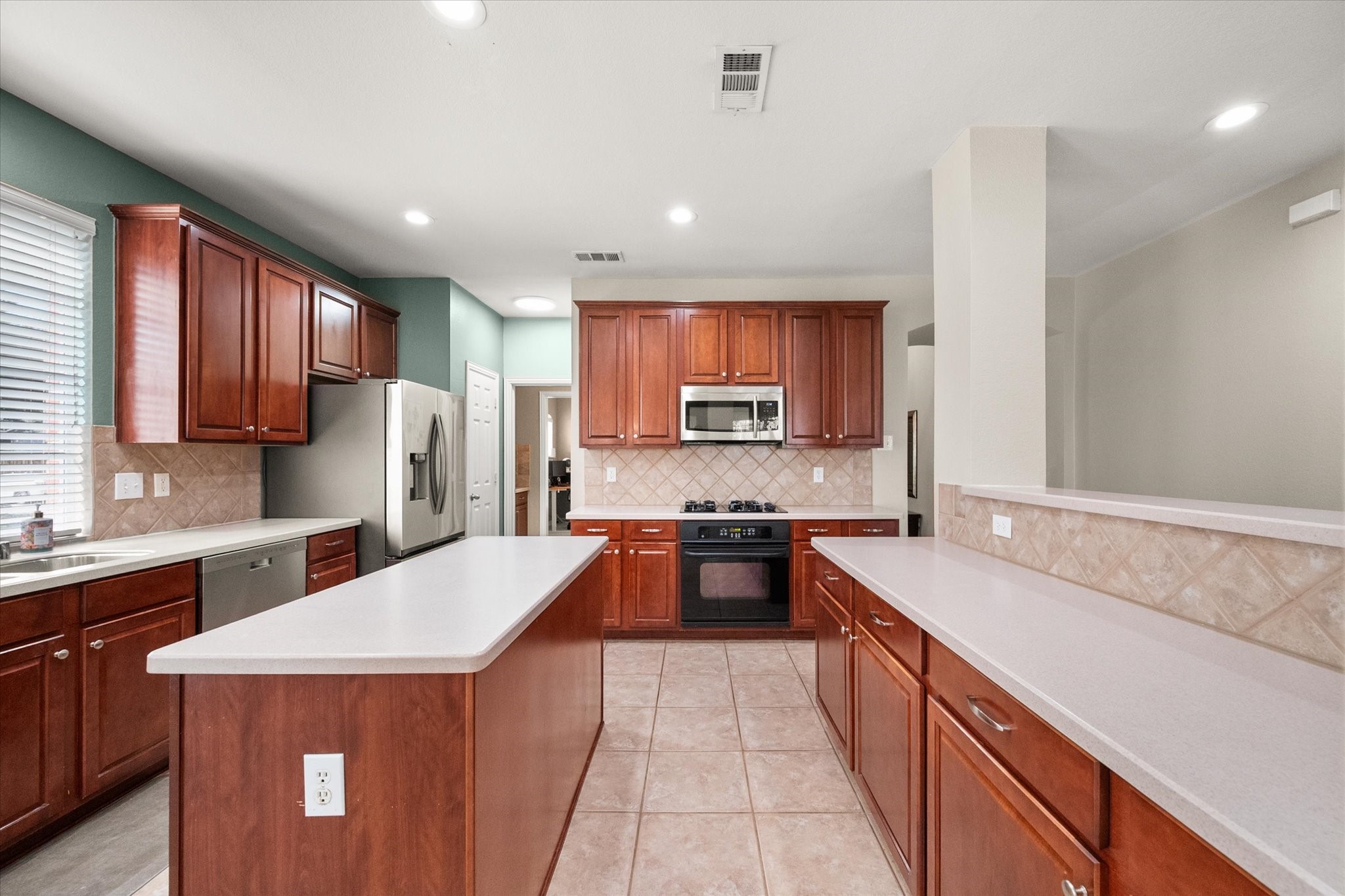 3500 Nandina Drive