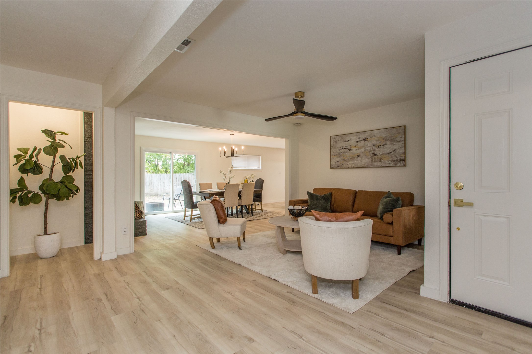 2825 Fairbrook Street