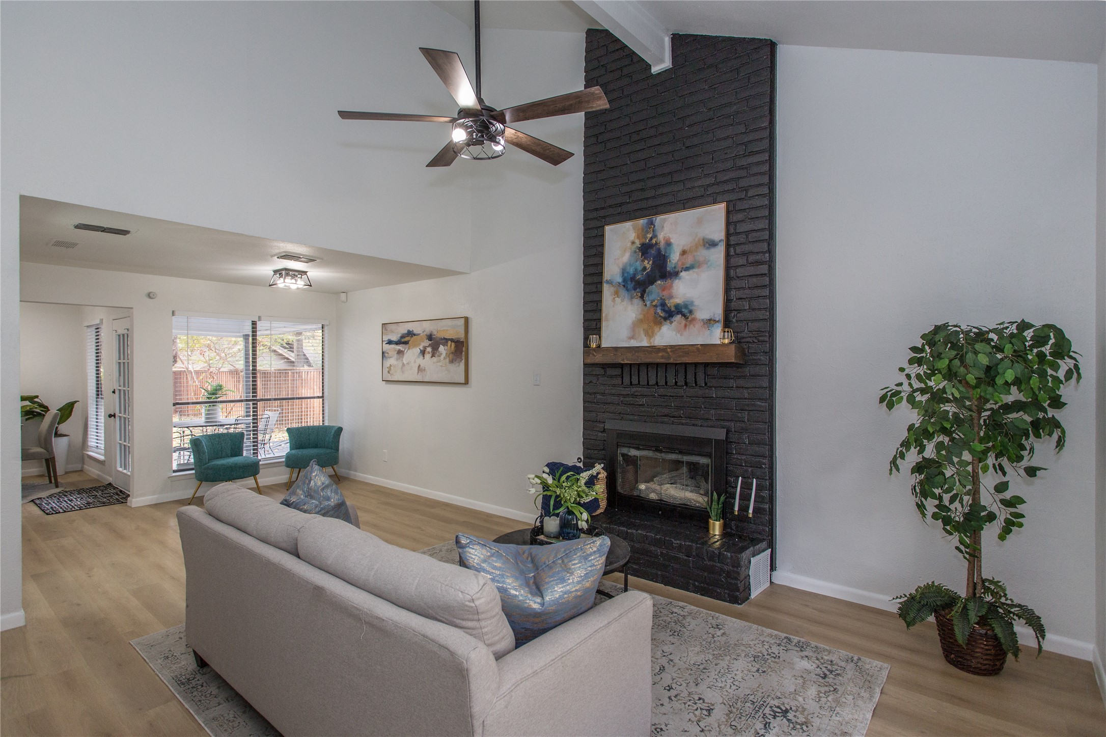 1918 Longmeadow Drive