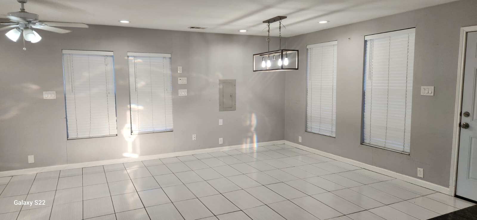 1915 Brookshire Street