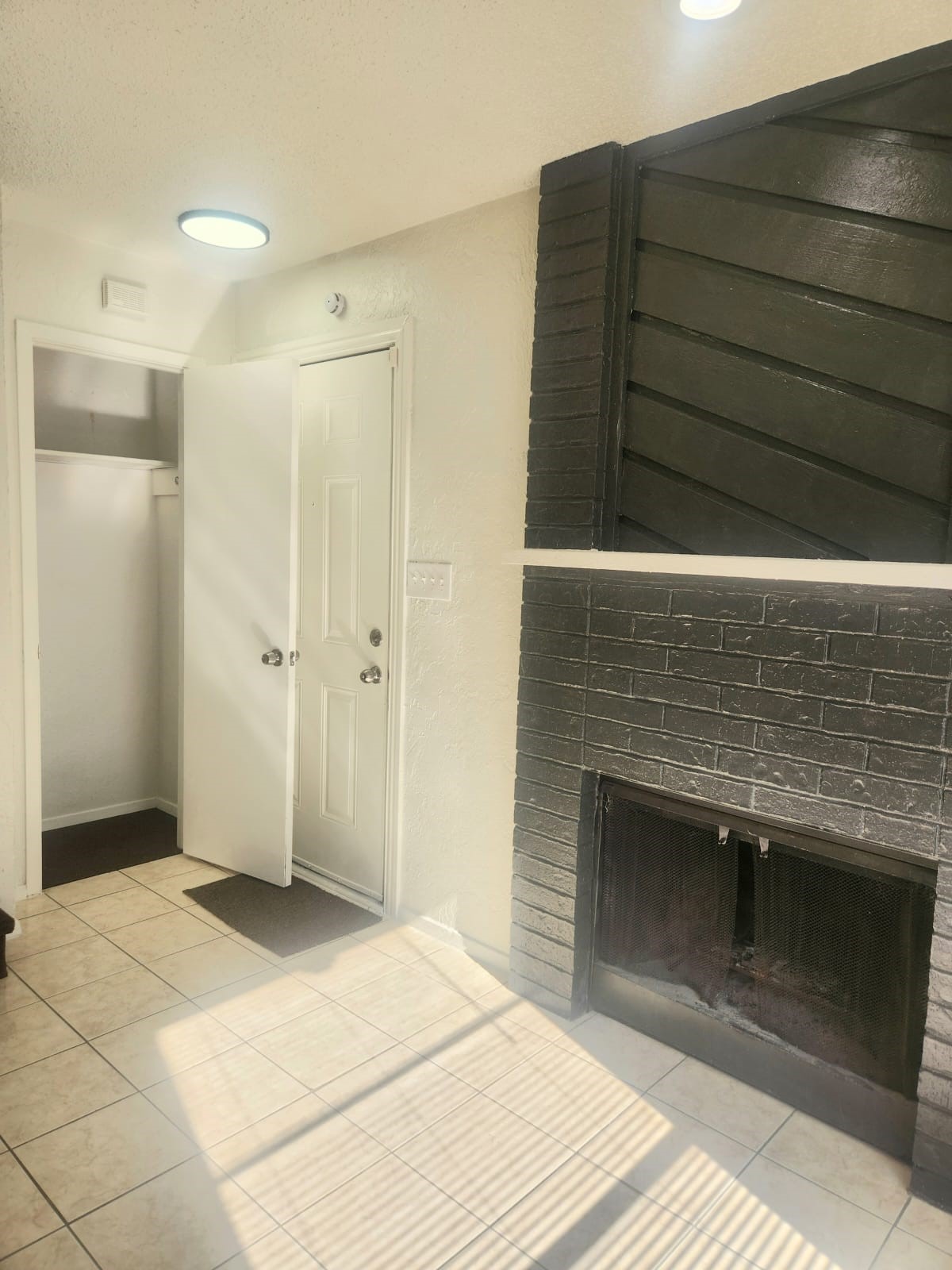 6828 Brentwood Stair Road