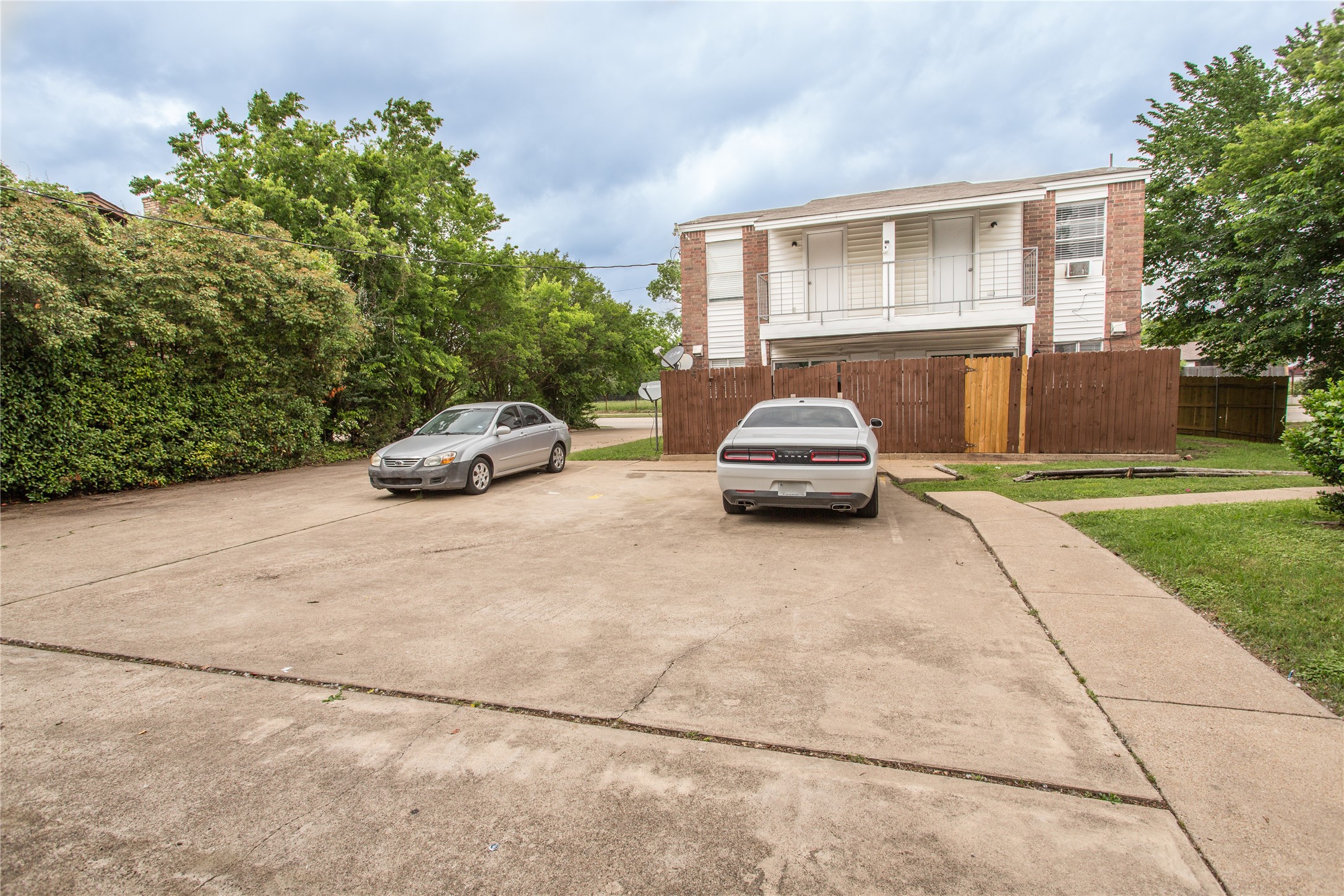 6828 Brentwood Stair Road