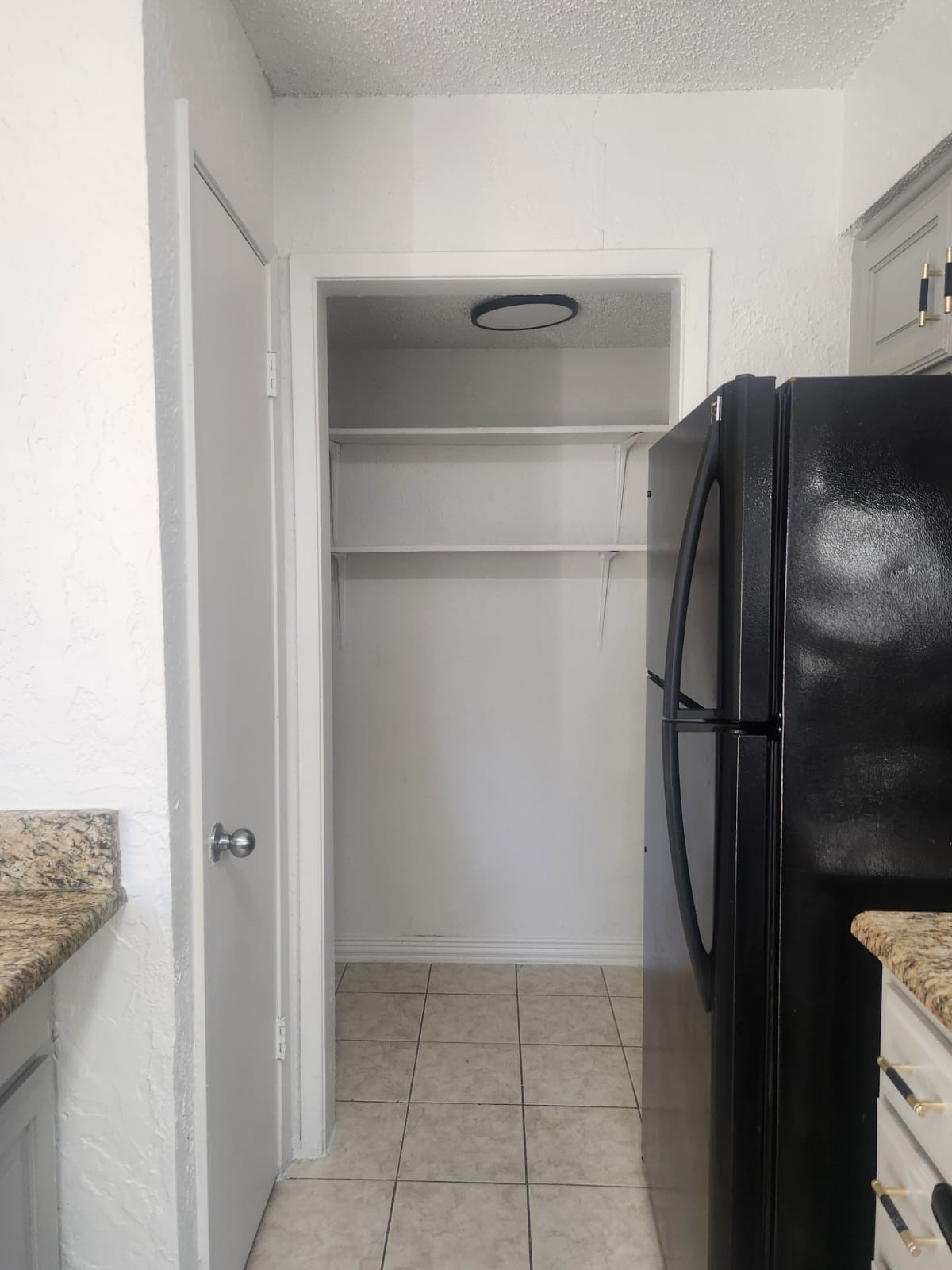 6828 Brentwood Stair Road