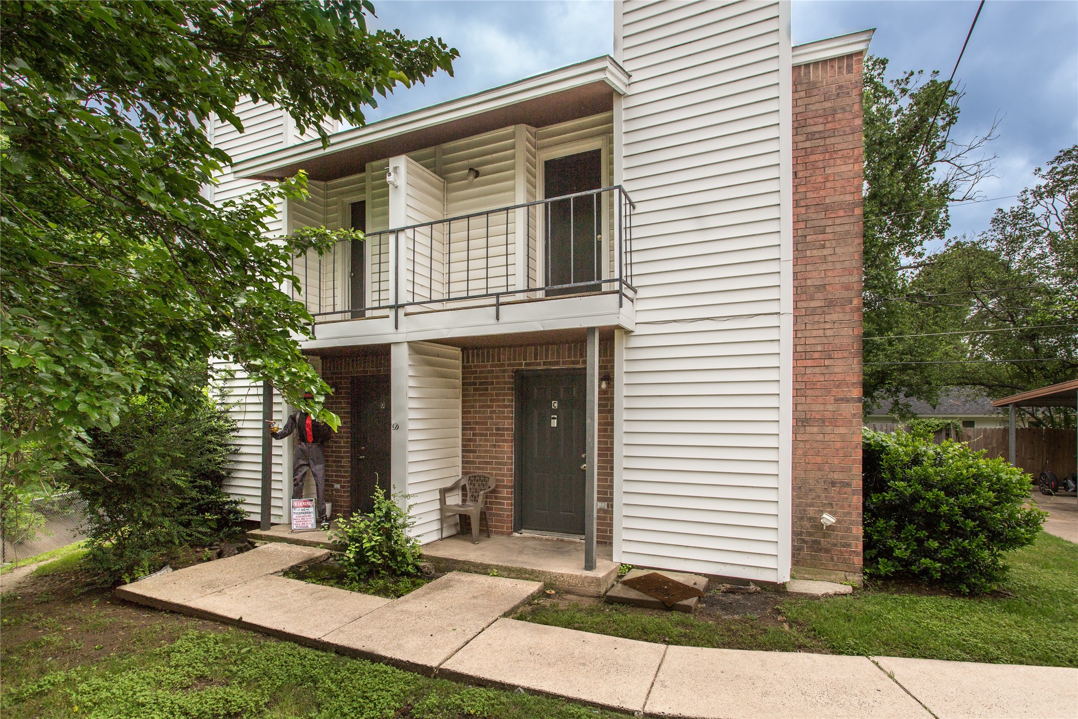 6828 Brentwood Stair Road