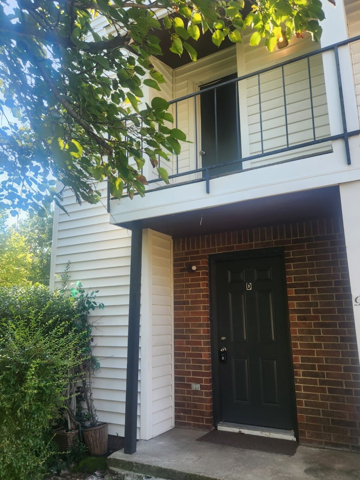 6828 Brentwood Stair Road