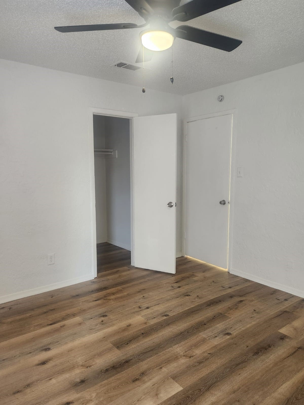 6828 Brentwood Stair Road