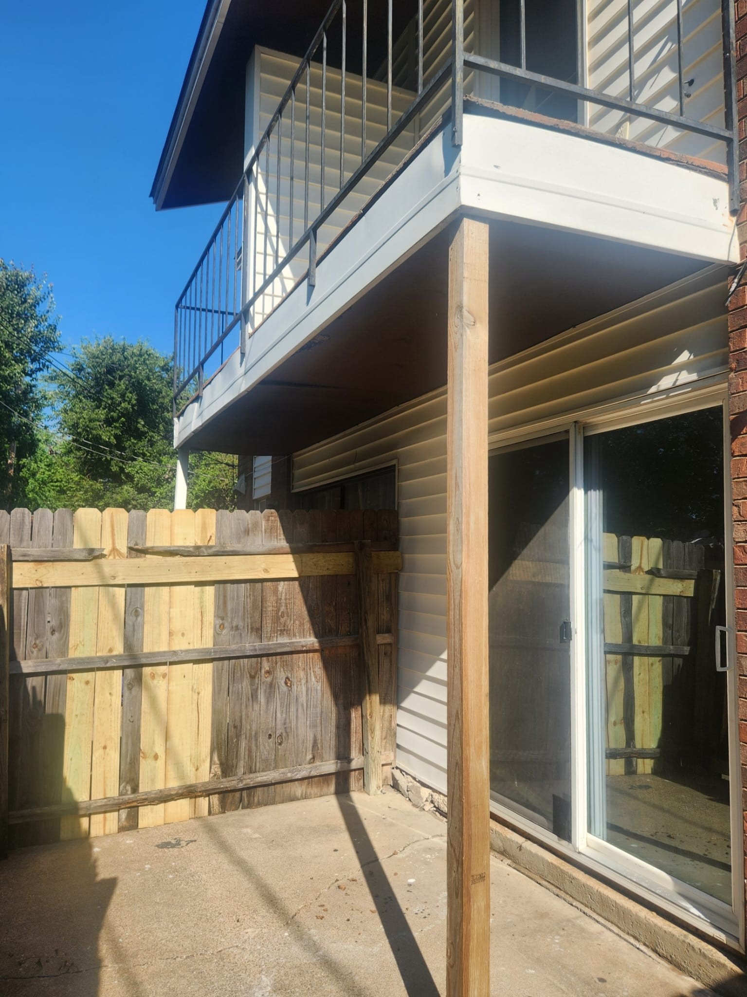 6828 Brentwood Stair Road