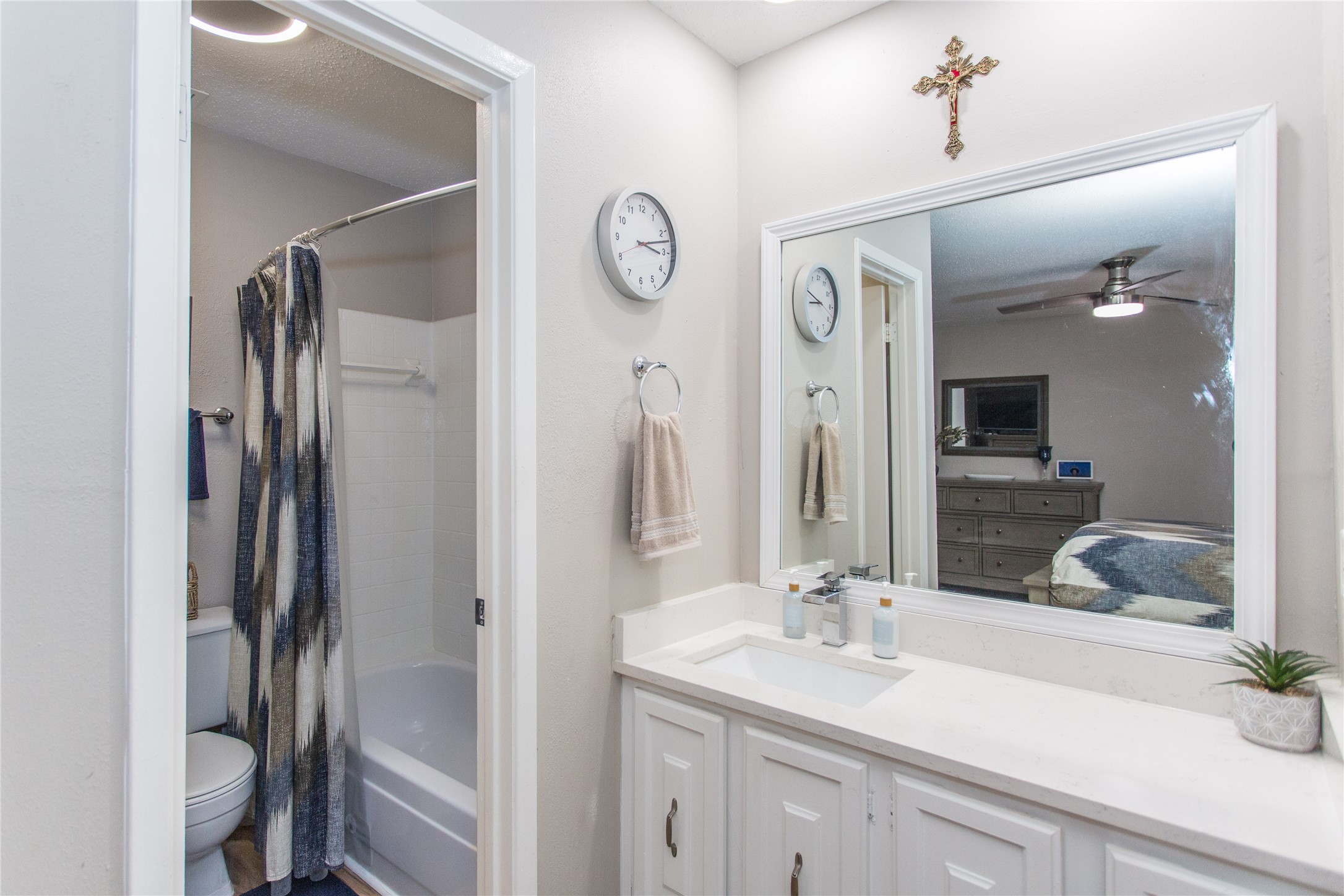 33 E Townhouse Lane 30