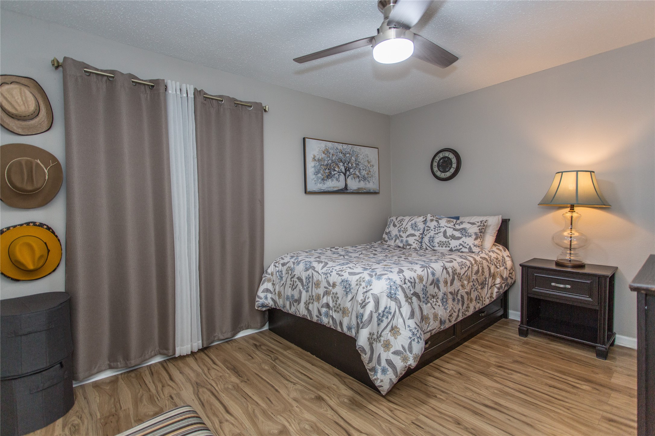 33 E Townhouse Lane 30
