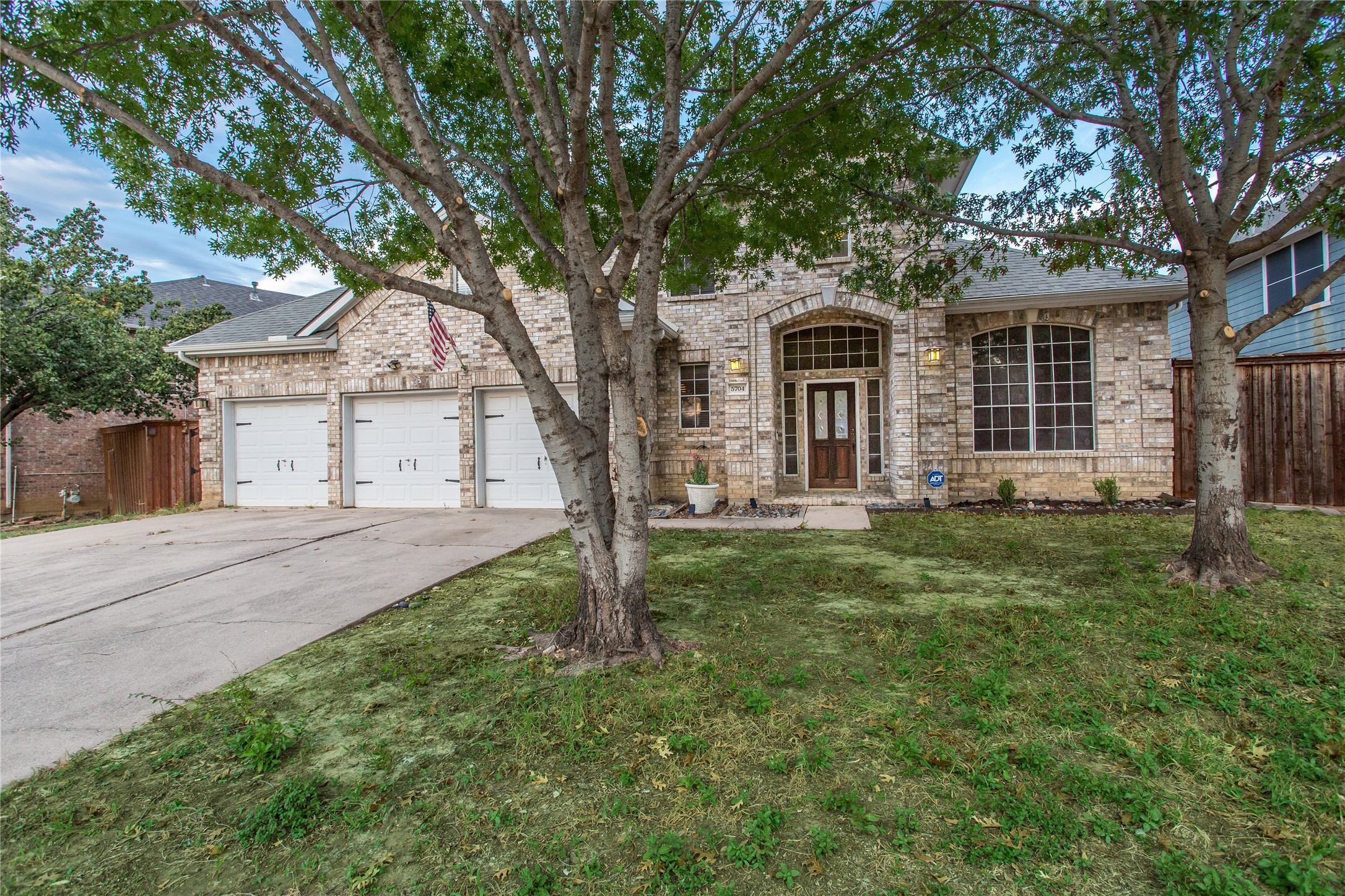 5704 Windmere Lane