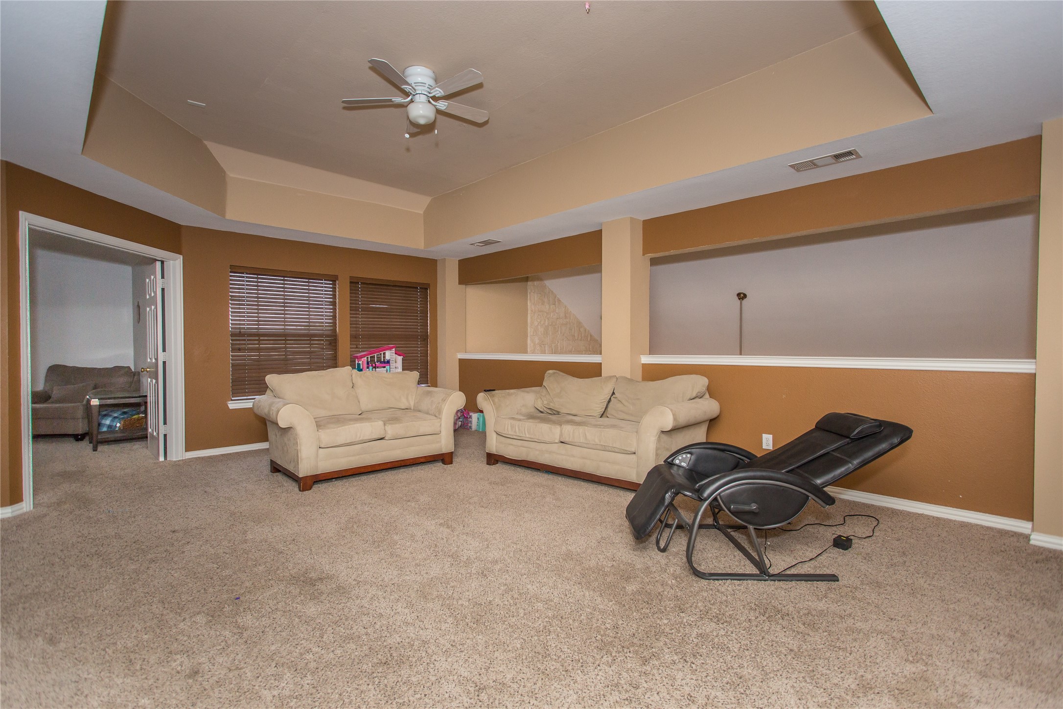 5704 Windmere Lane