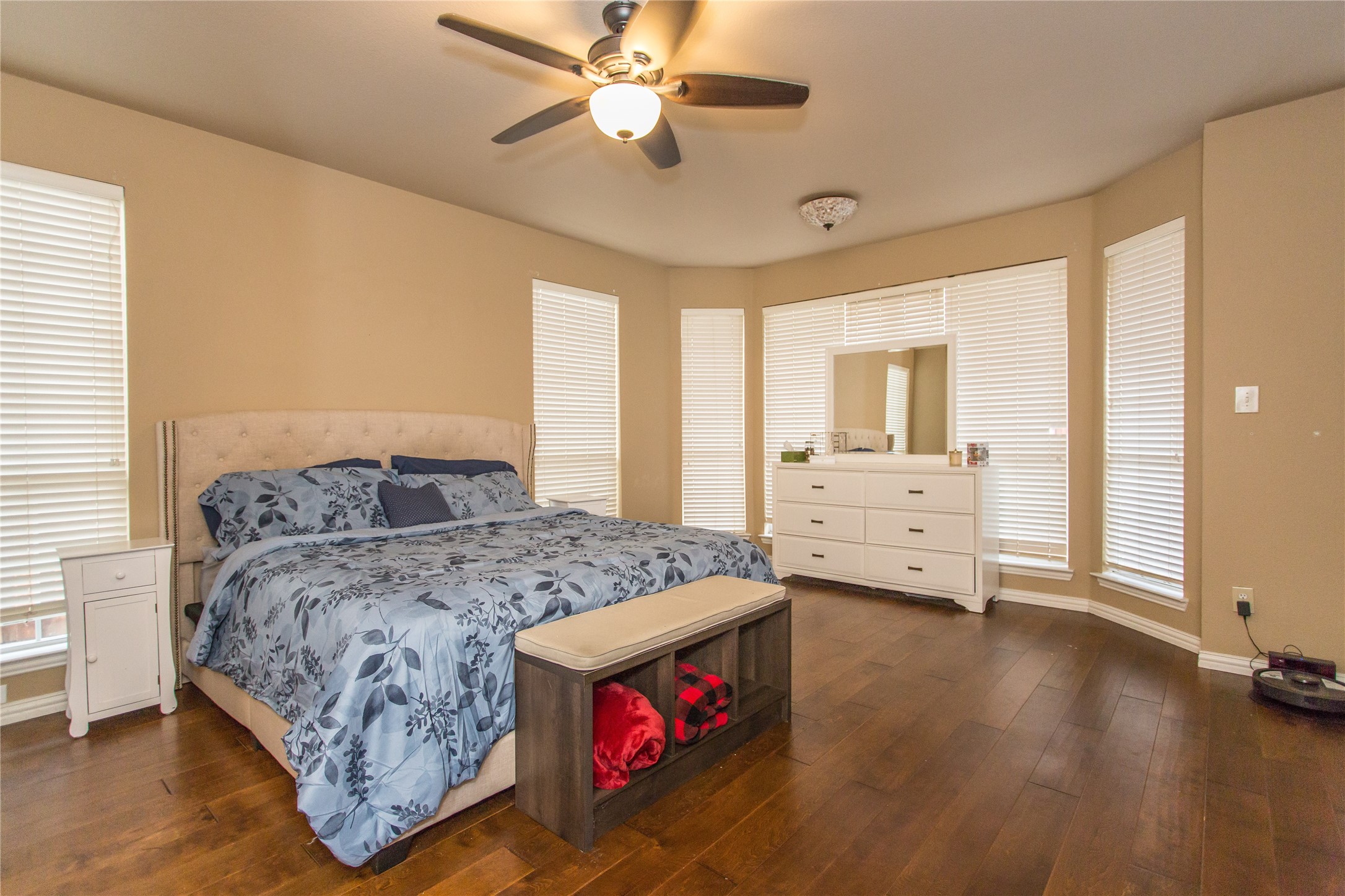 5704 Windmere Lane