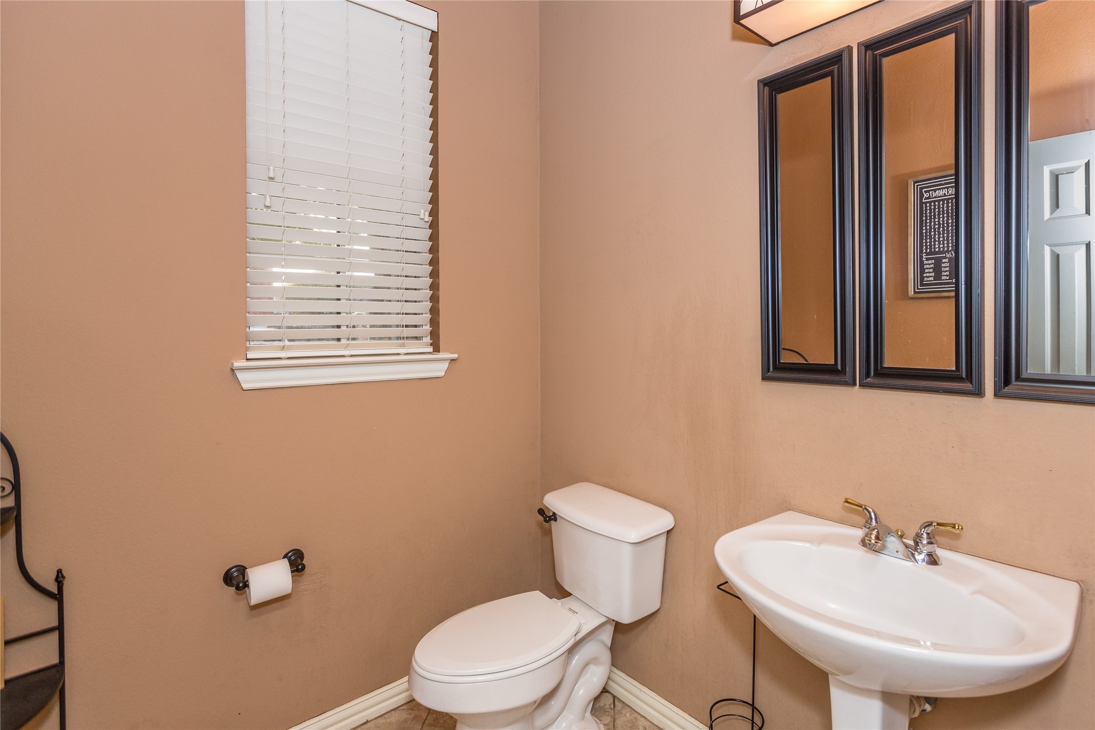 5704 Windmere Lane
