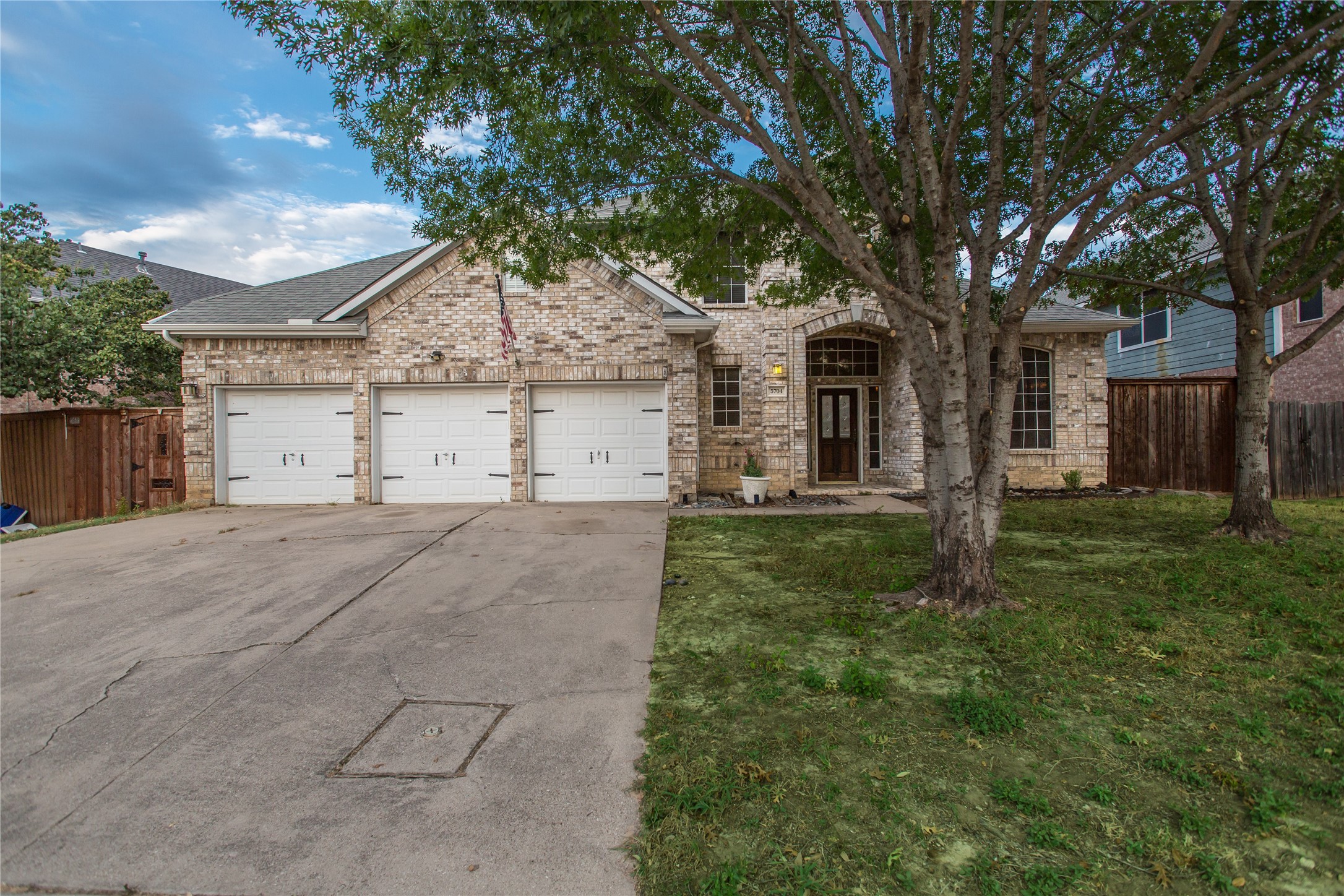 5704 Windmere Lane