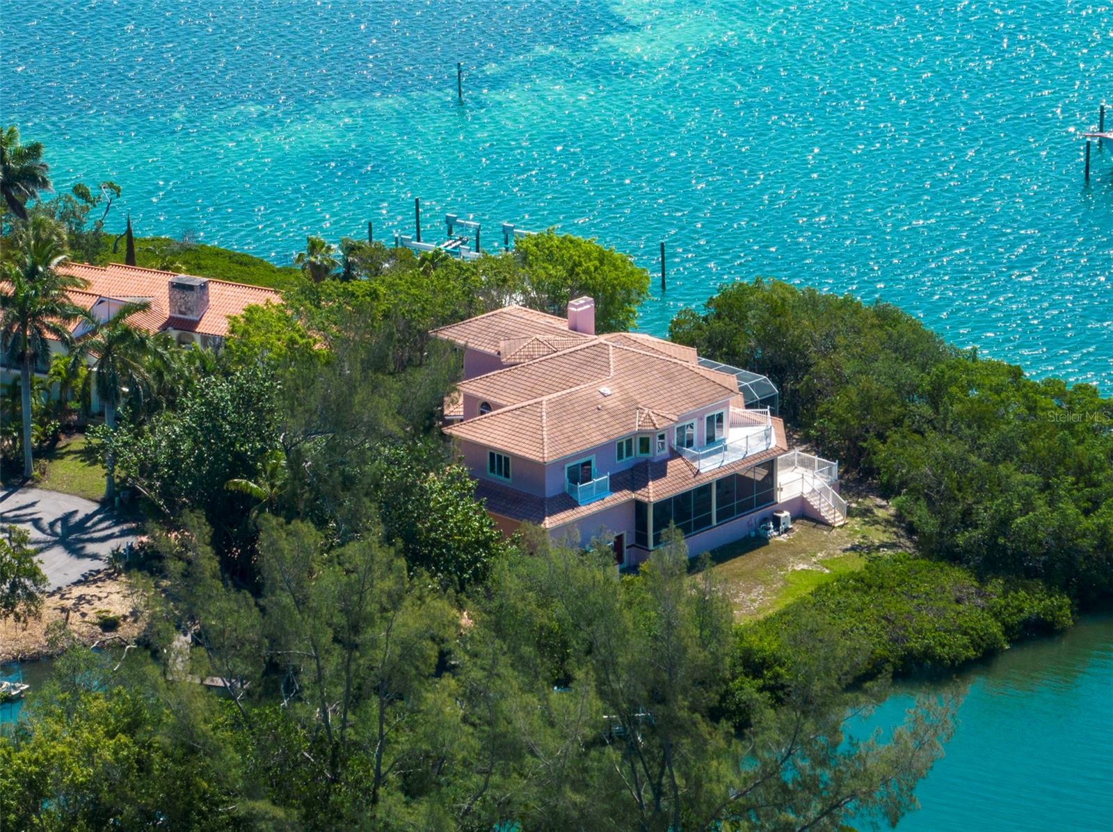 781 HIDEAWAY BAY DR