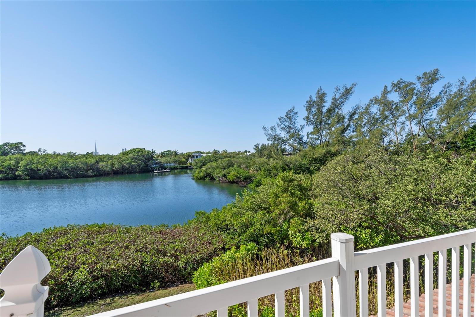 781 HIDEAWAY BAY DR