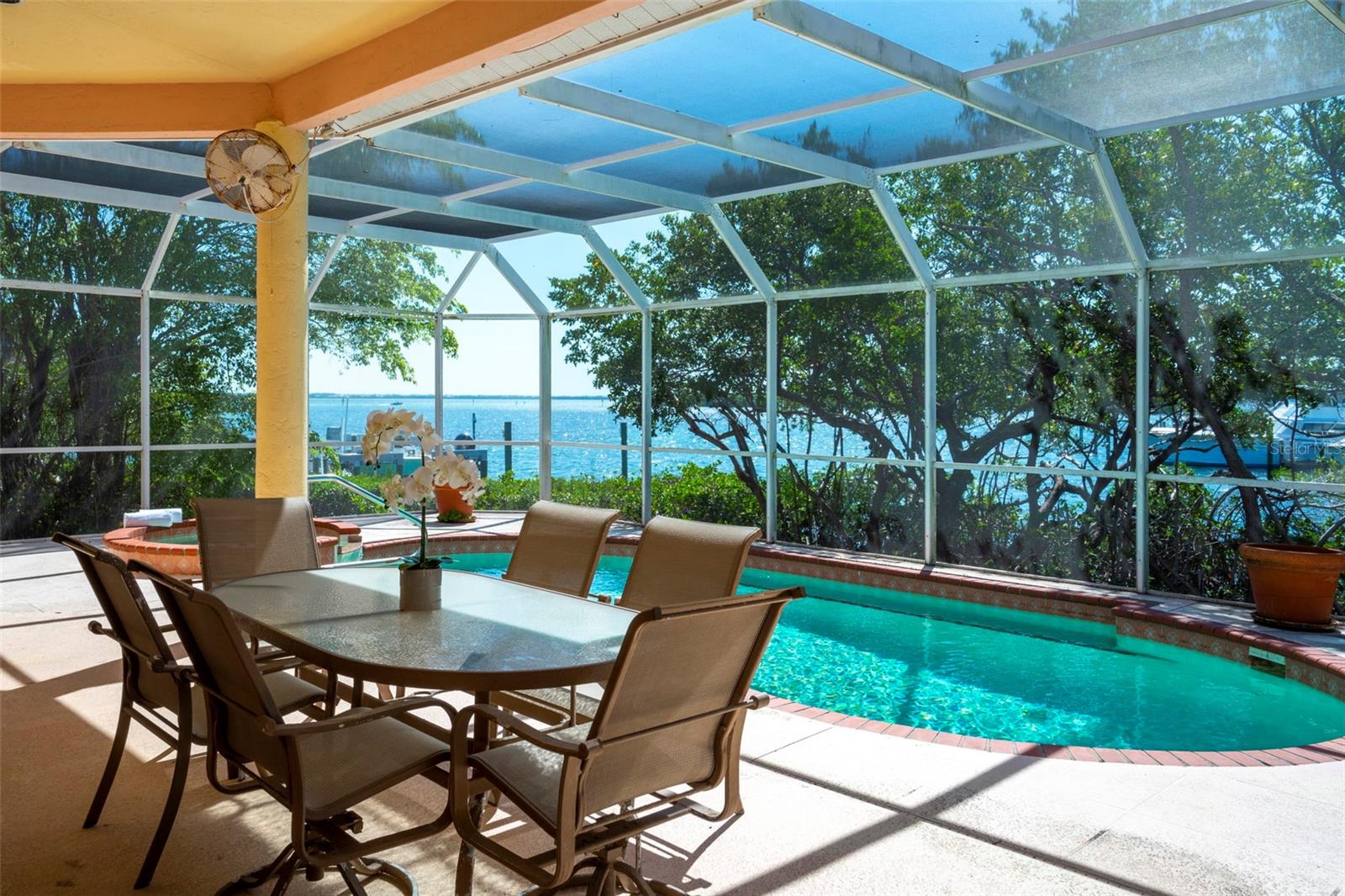 781 HIDEAWAY BAY DR