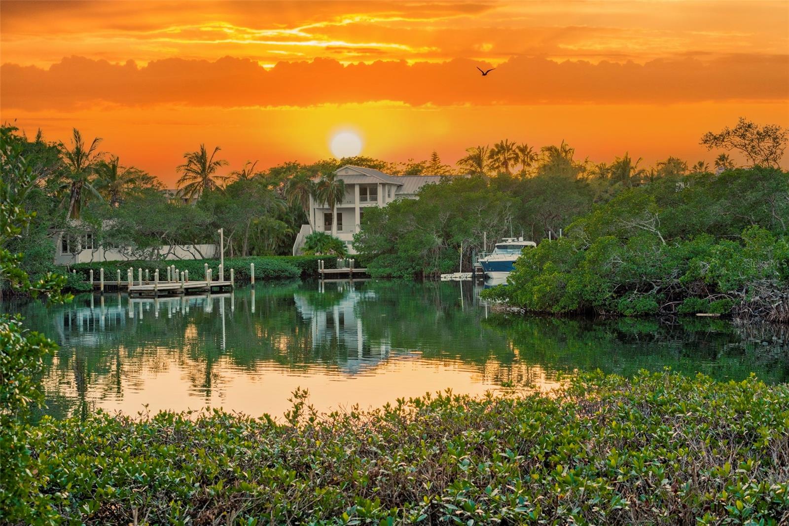 781 HIDEAWAY BAY DR