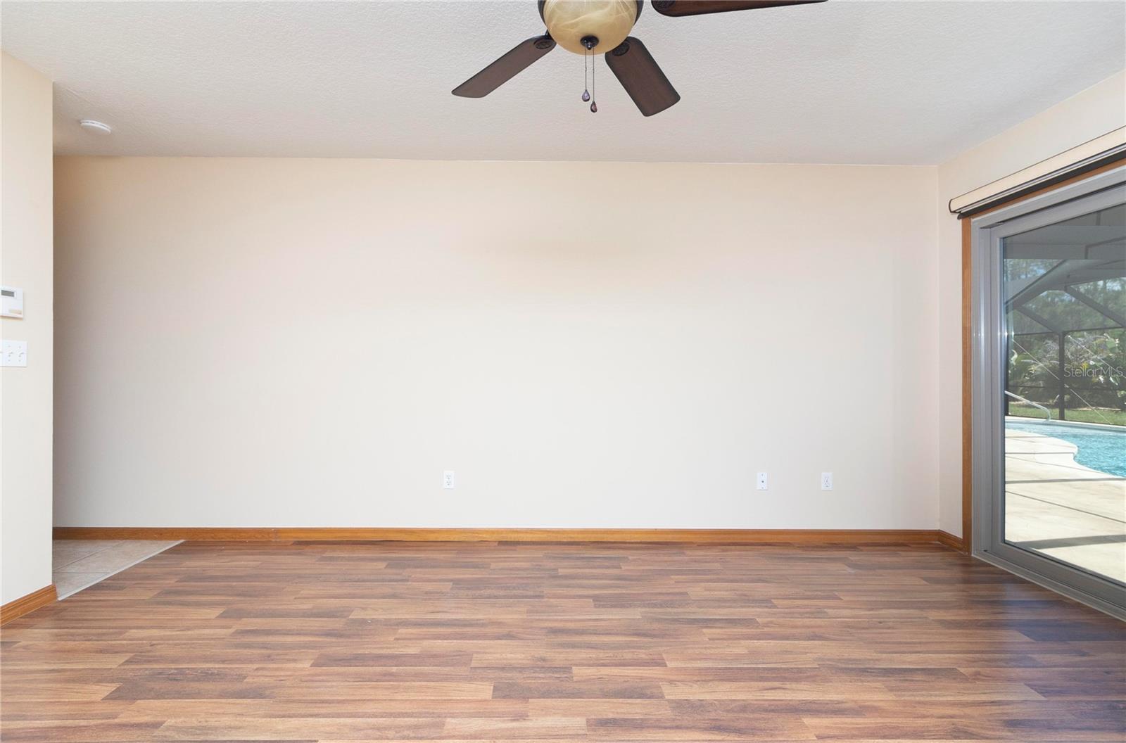 19 ZIRCON CT
