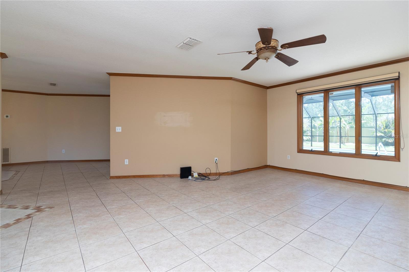 19 ZIRCON CT