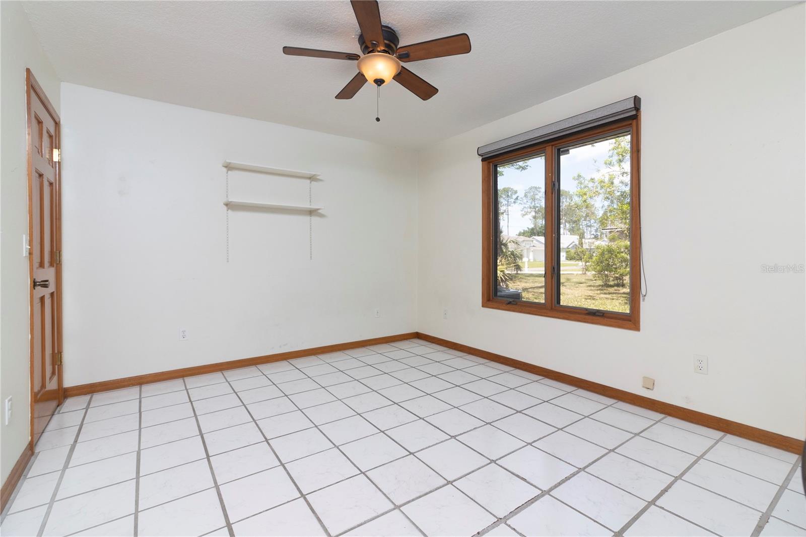 19 ZIRCON CT