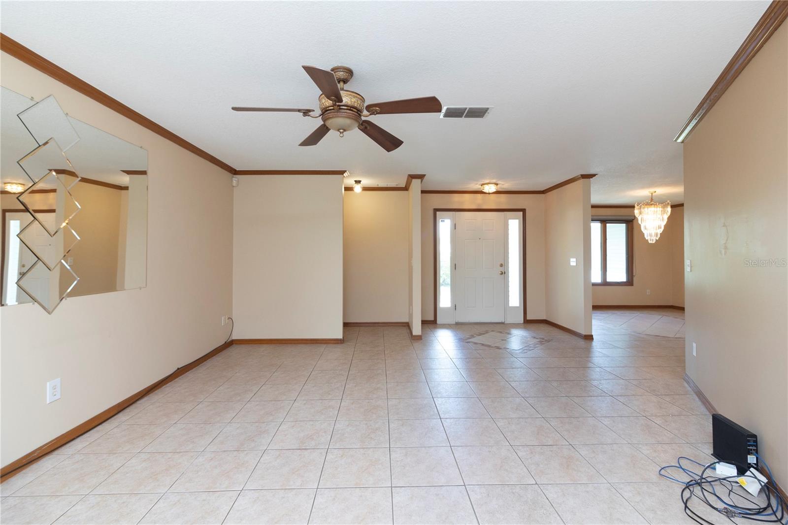 19 ZIRCON CT