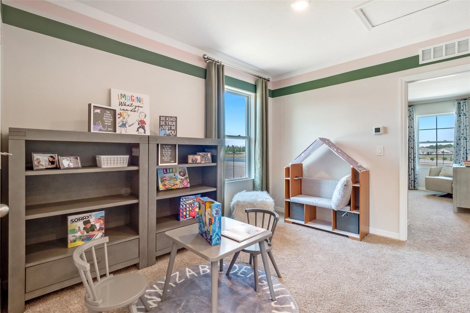 2674 SWOOPING SPARROW DR