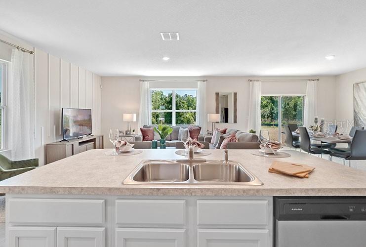 2674 SWOOPING SPARROW DR