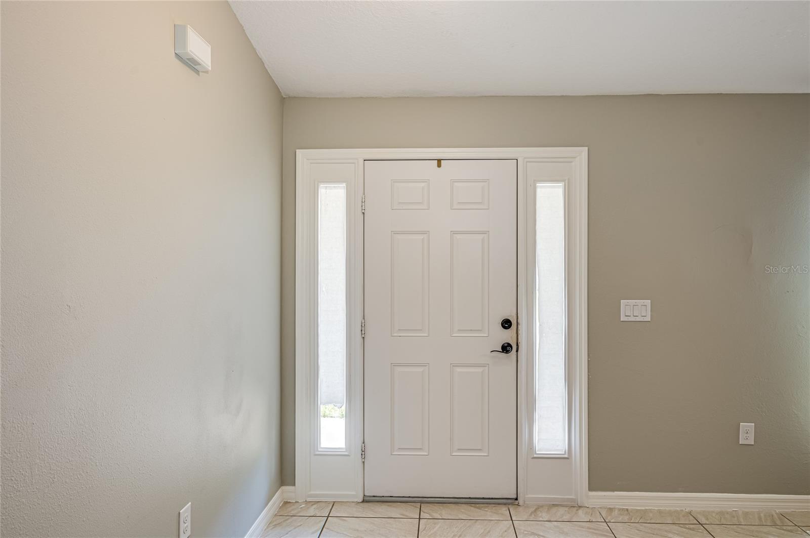 2890 DETACHED CIR SE