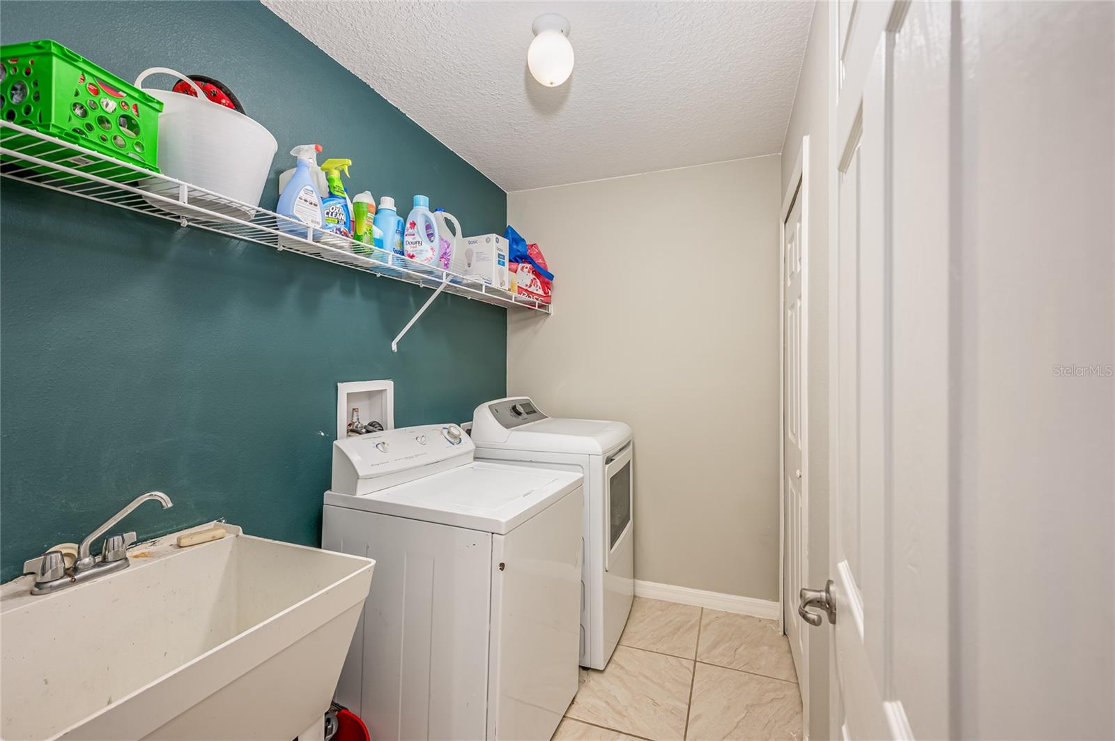 2890 DETACHED CIR SE