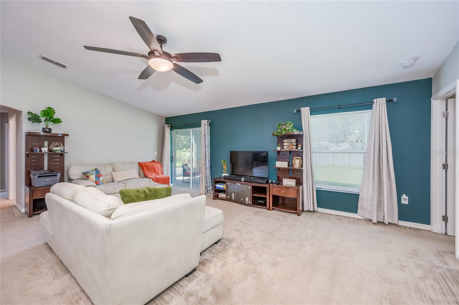 2890 DETACHED CIR SE