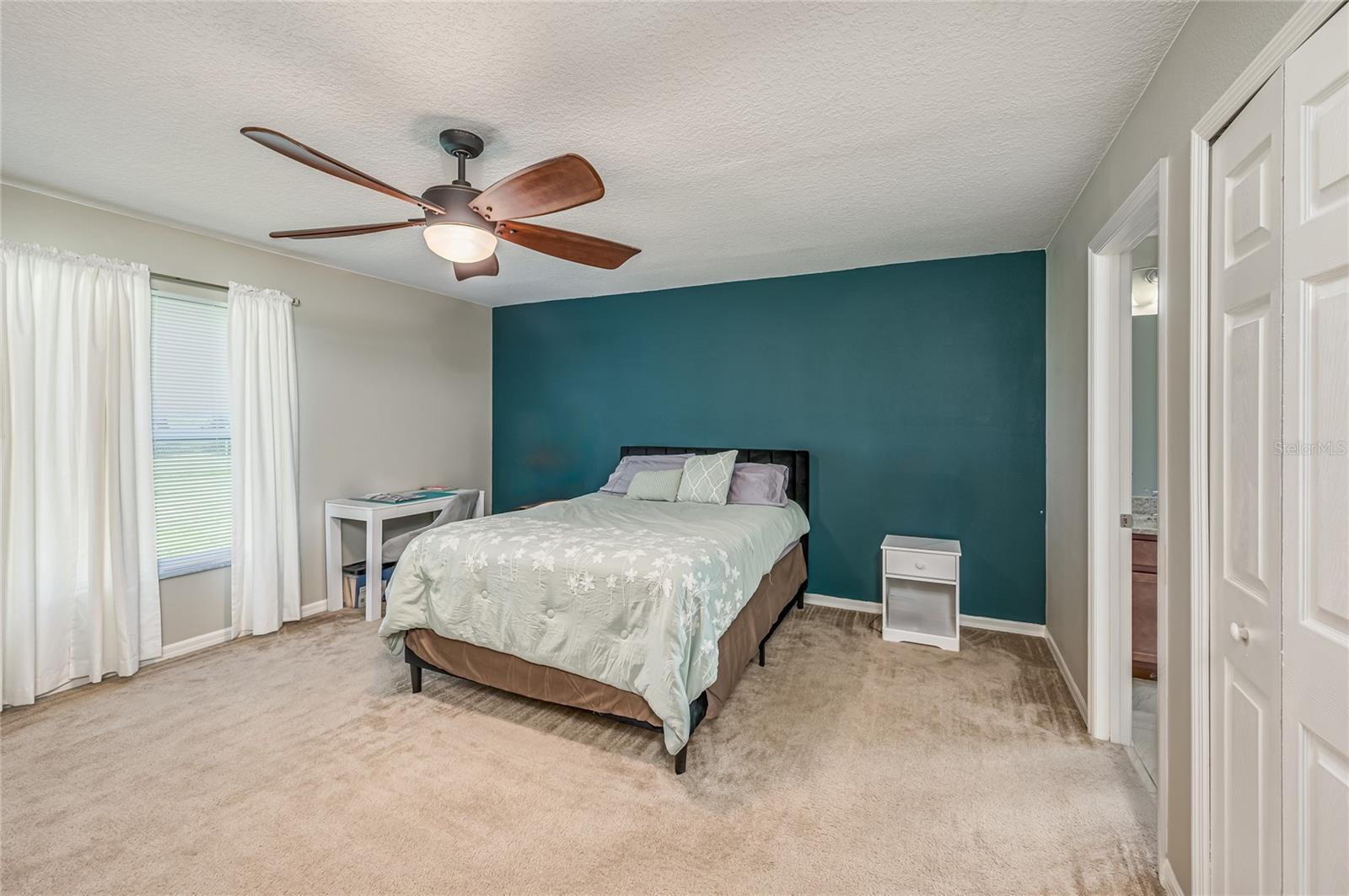 2890 DETACHED CIR SE