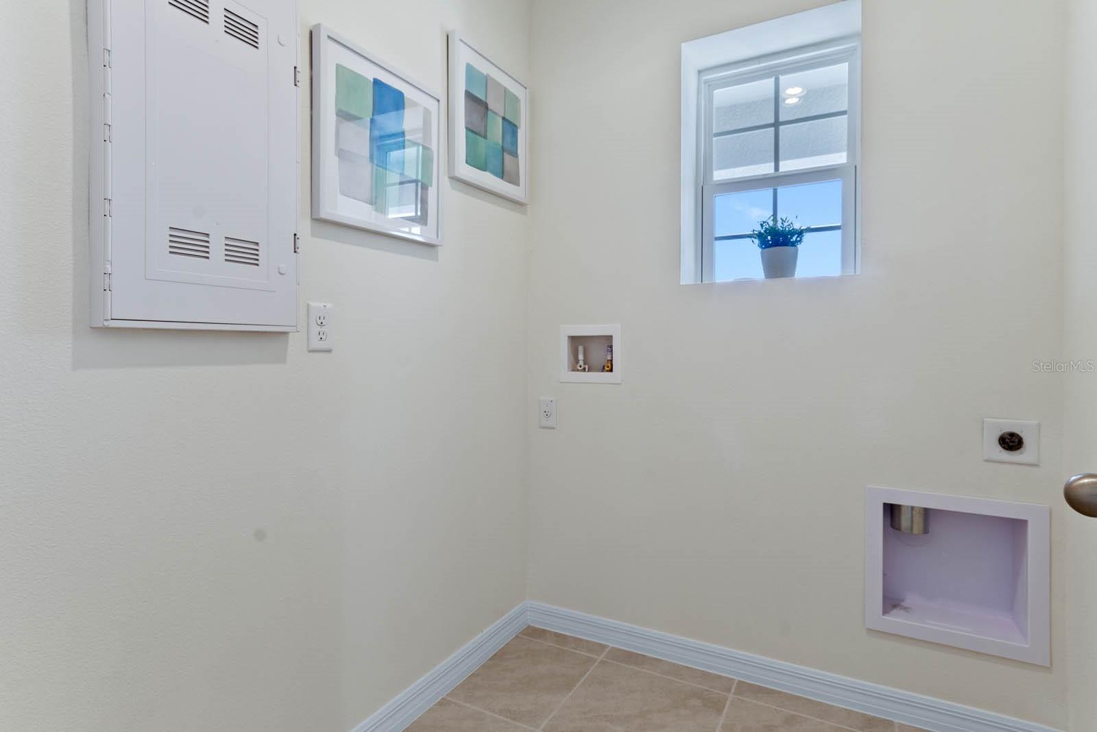 2426 TALONCREST CT
