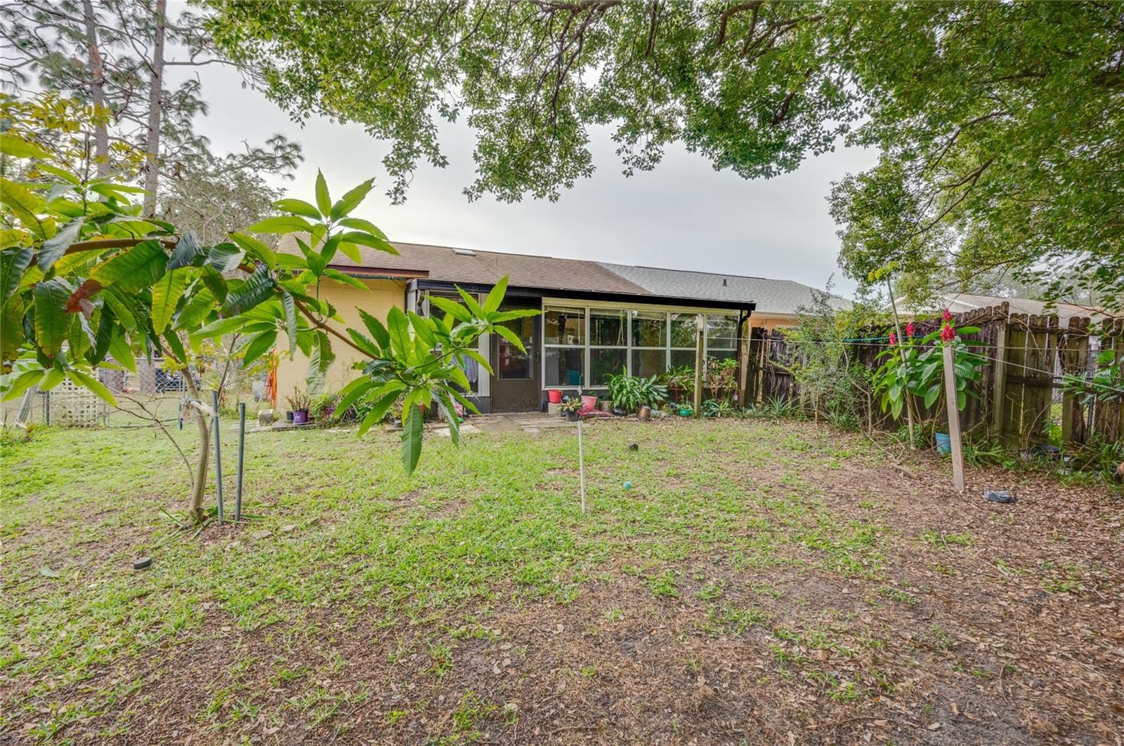 9845 RIVER CREST CT