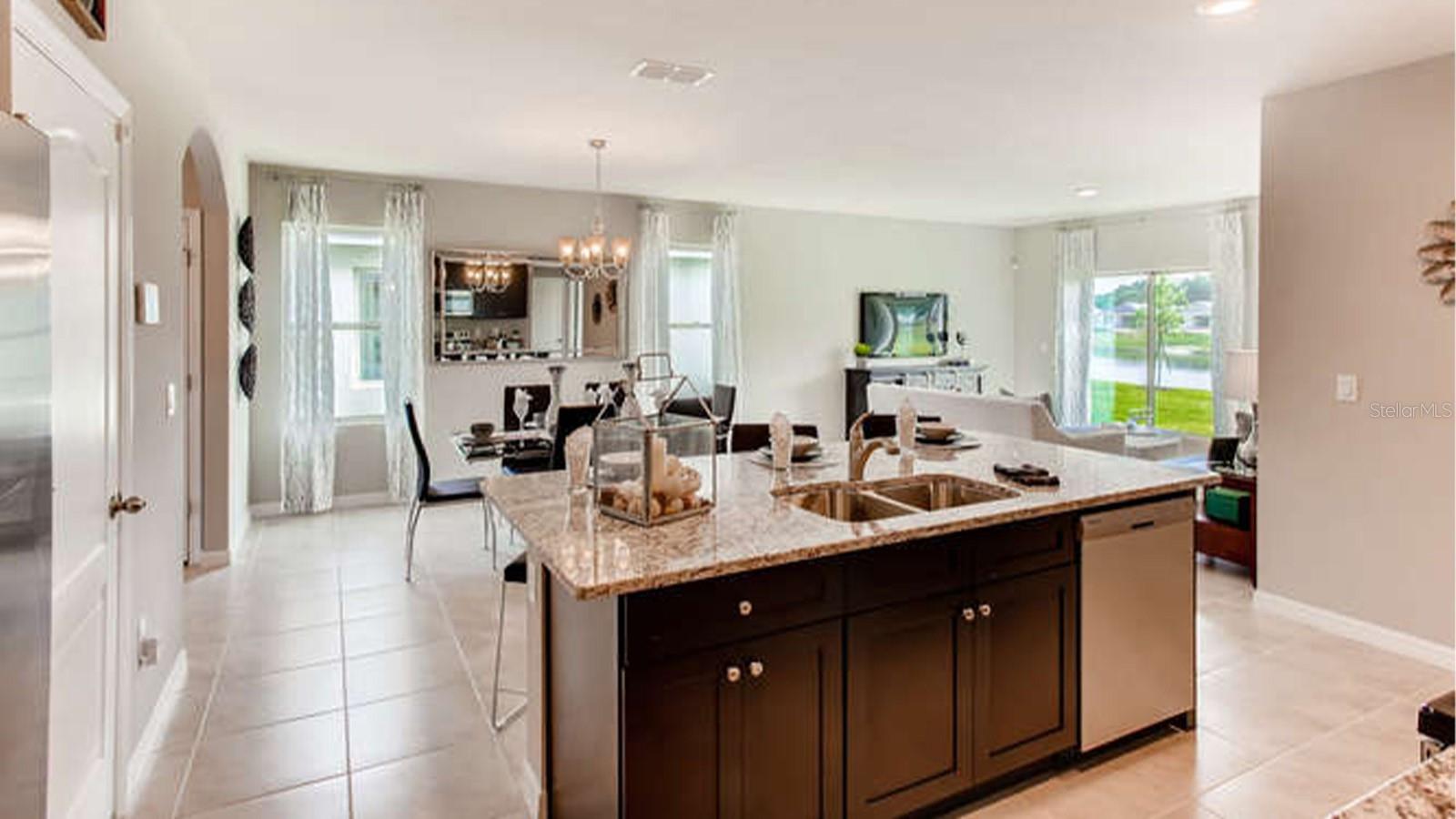 2439 TALONCREST