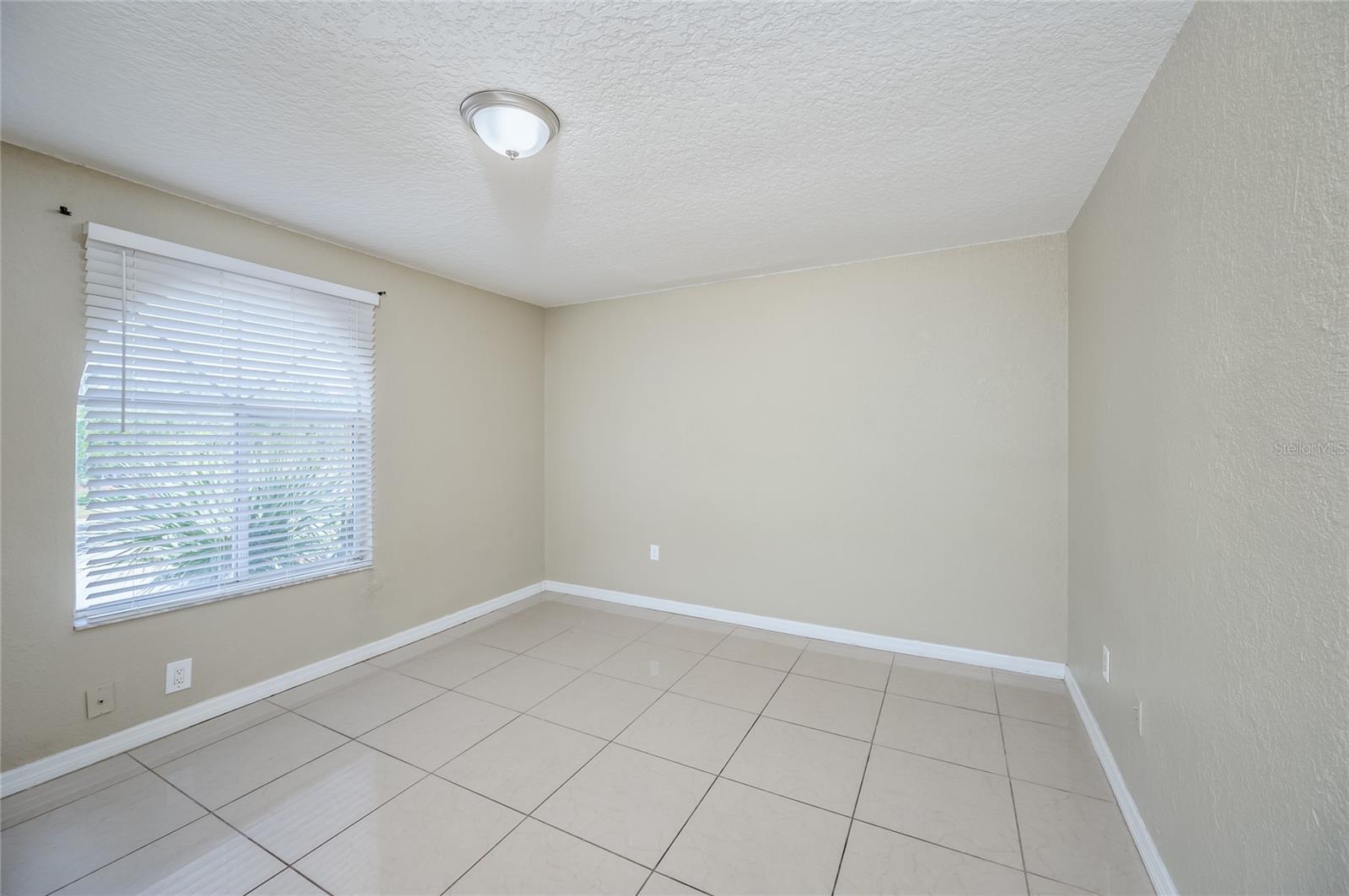 5259 IMAGES CIR #301