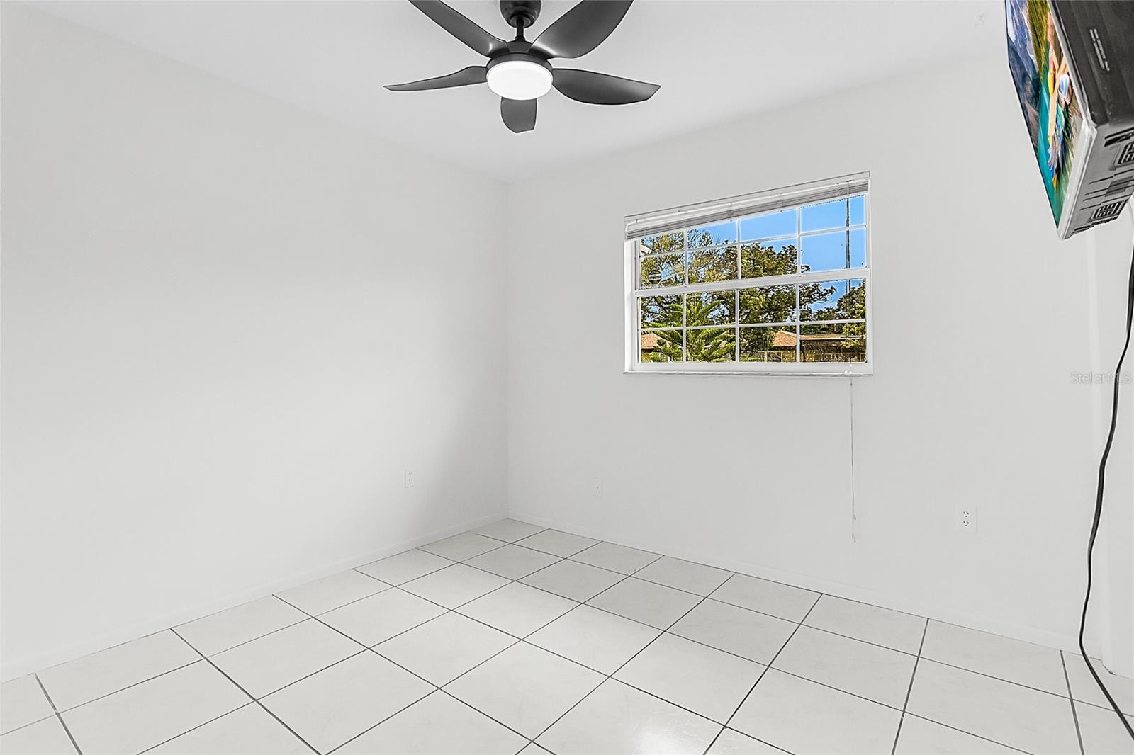 968 PARK MANOR DR