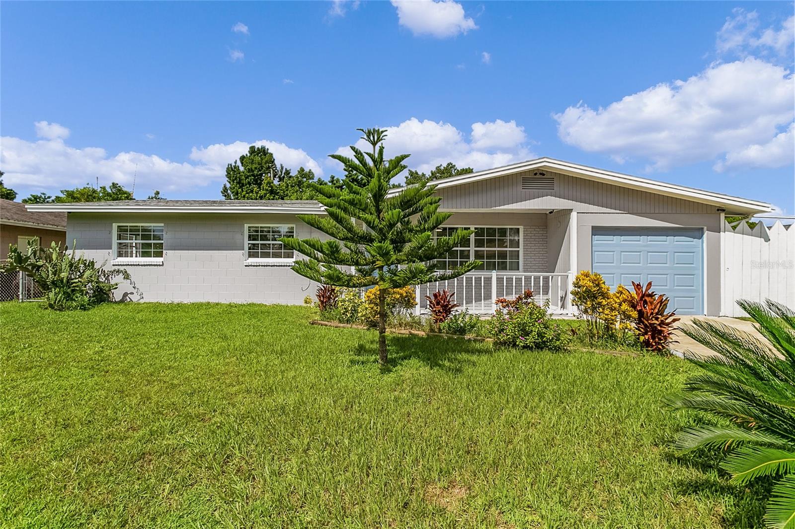 968 PARK MANOR DR