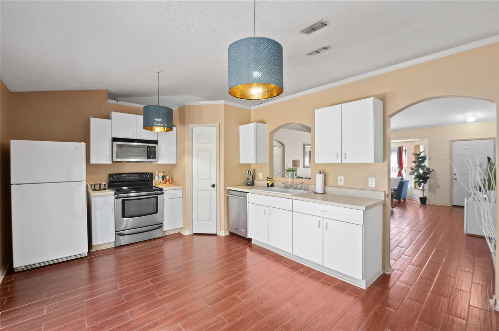 136 FORT SMITH BLVD