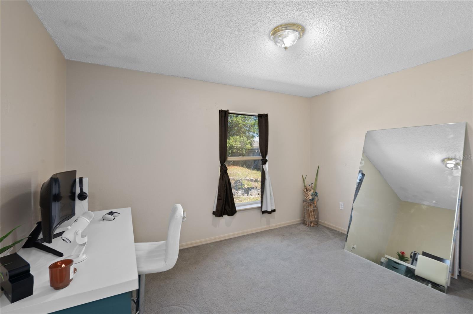 136 FORT SMITH BLVD