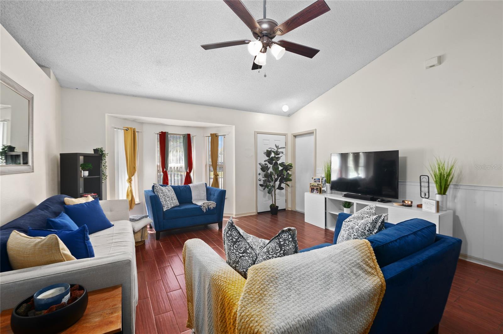 136 FORT SMITH BLVD