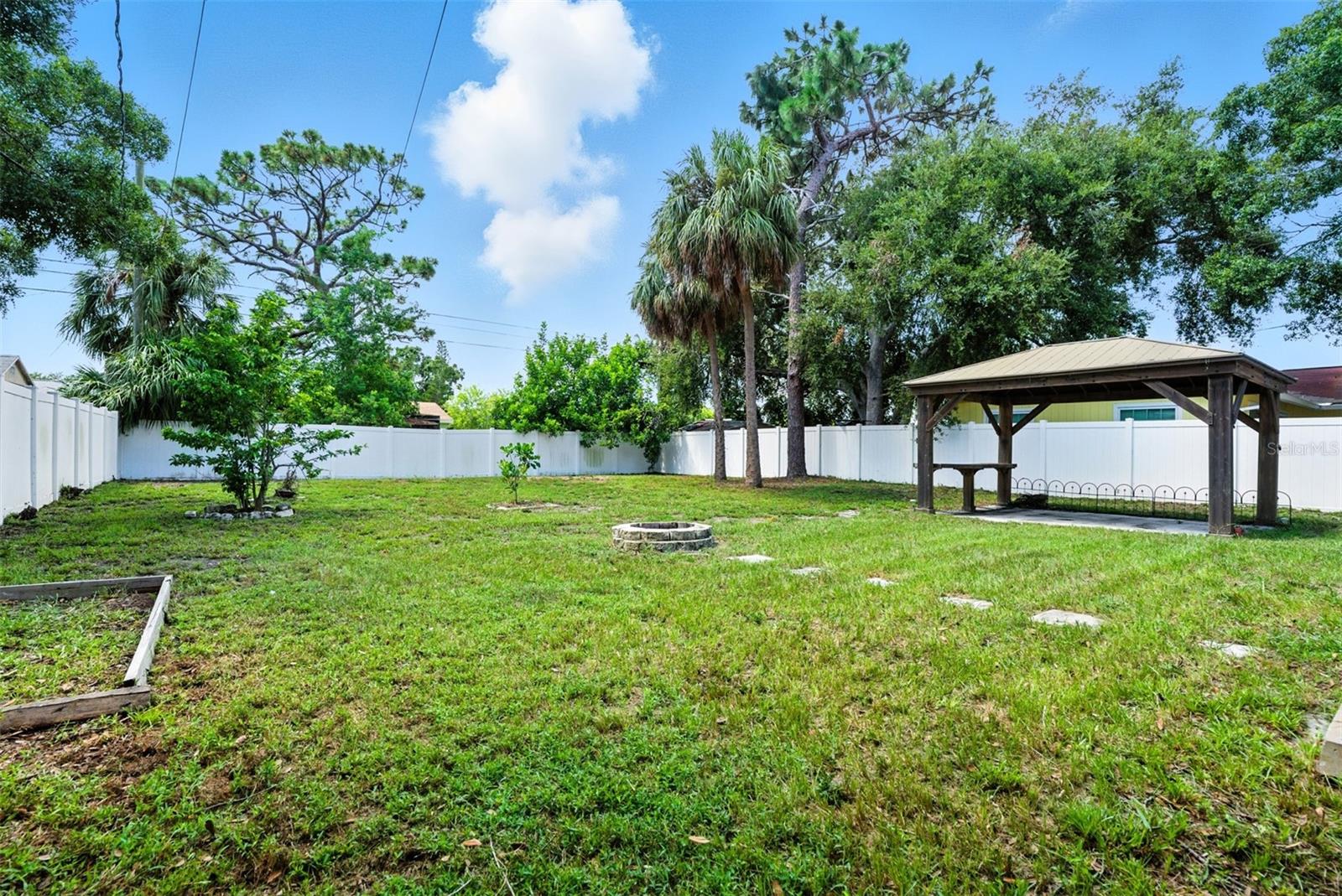 2824 OAKLAWN AVE