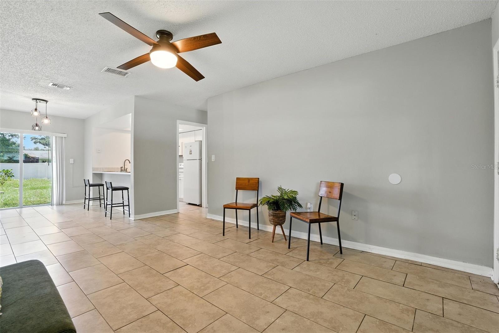 2824 OAKLAWN AVE