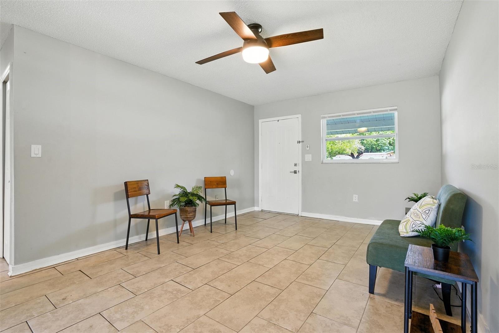 2824 OAKLAWN AVE