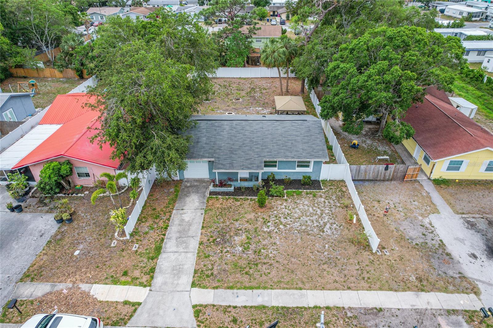 2824 OAKLAWN AVE