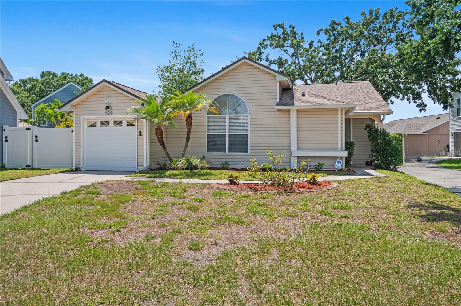 126 SPANISH MOSS CT